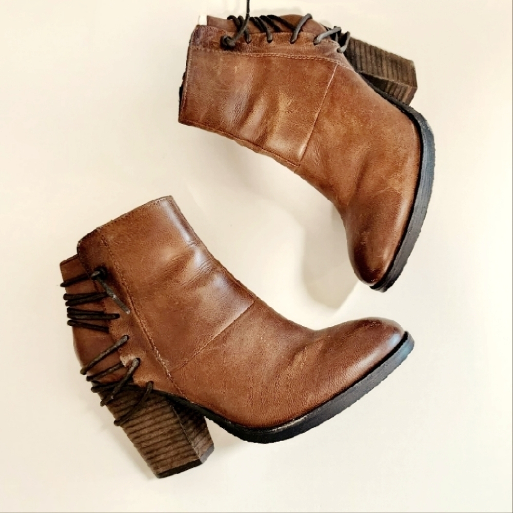 Steve Madden Brown Leather Lace-Back Ankle Booties